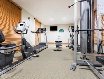 Wingate By Wyndham Hotel