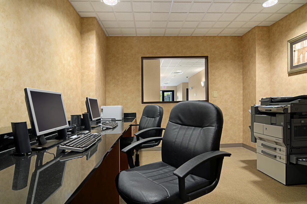 Hotel Wingate By Wyndham LaGrange