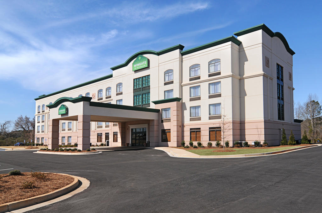 Wingate By Wyndham Hotel